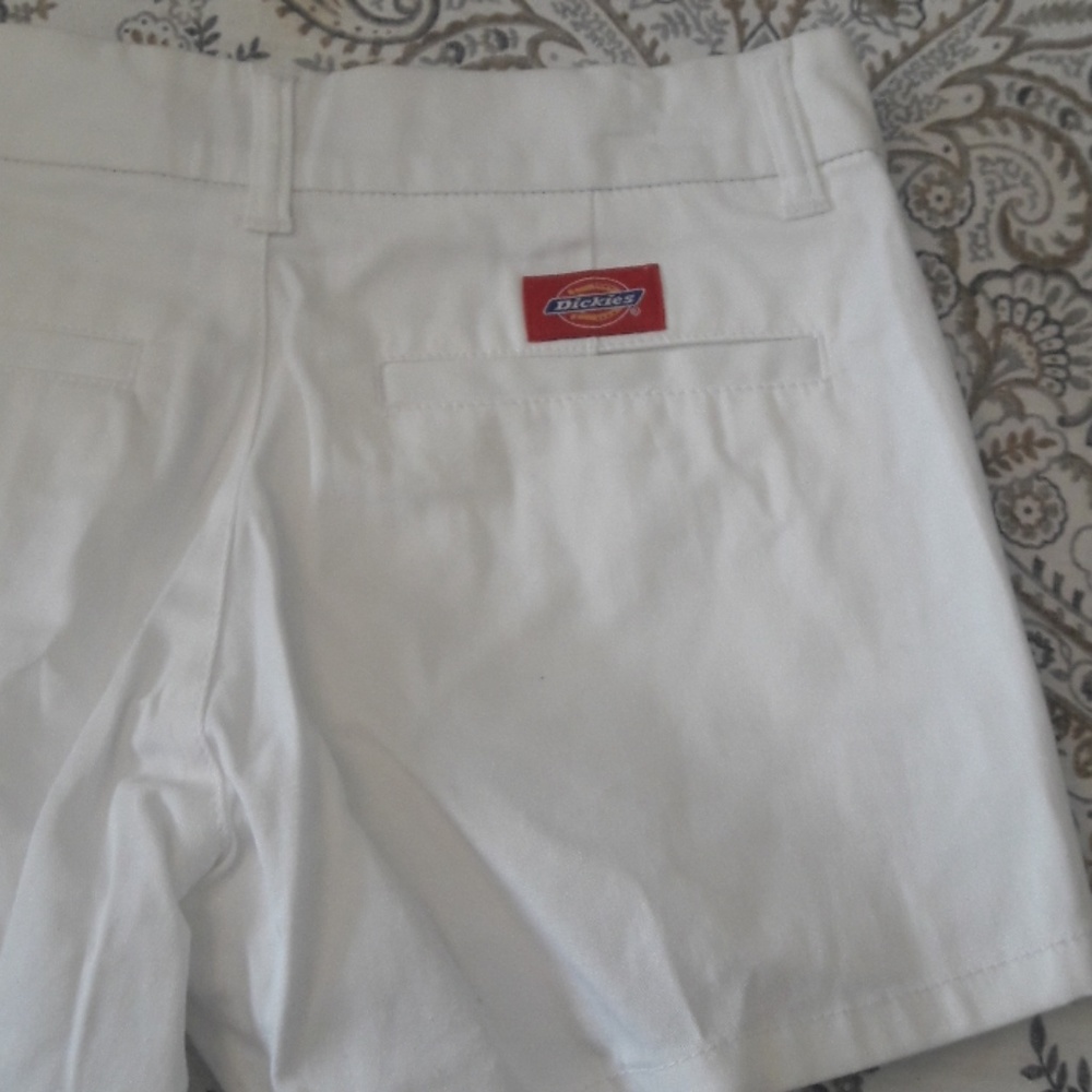 Dickies Girl white shorts sz 7 - Picture 5 of 6
